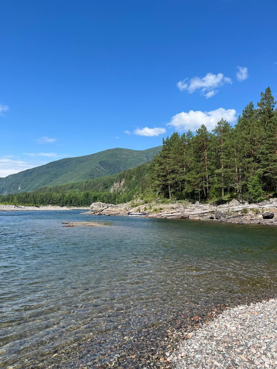 photo_5211156654748463464_y (1).jpg